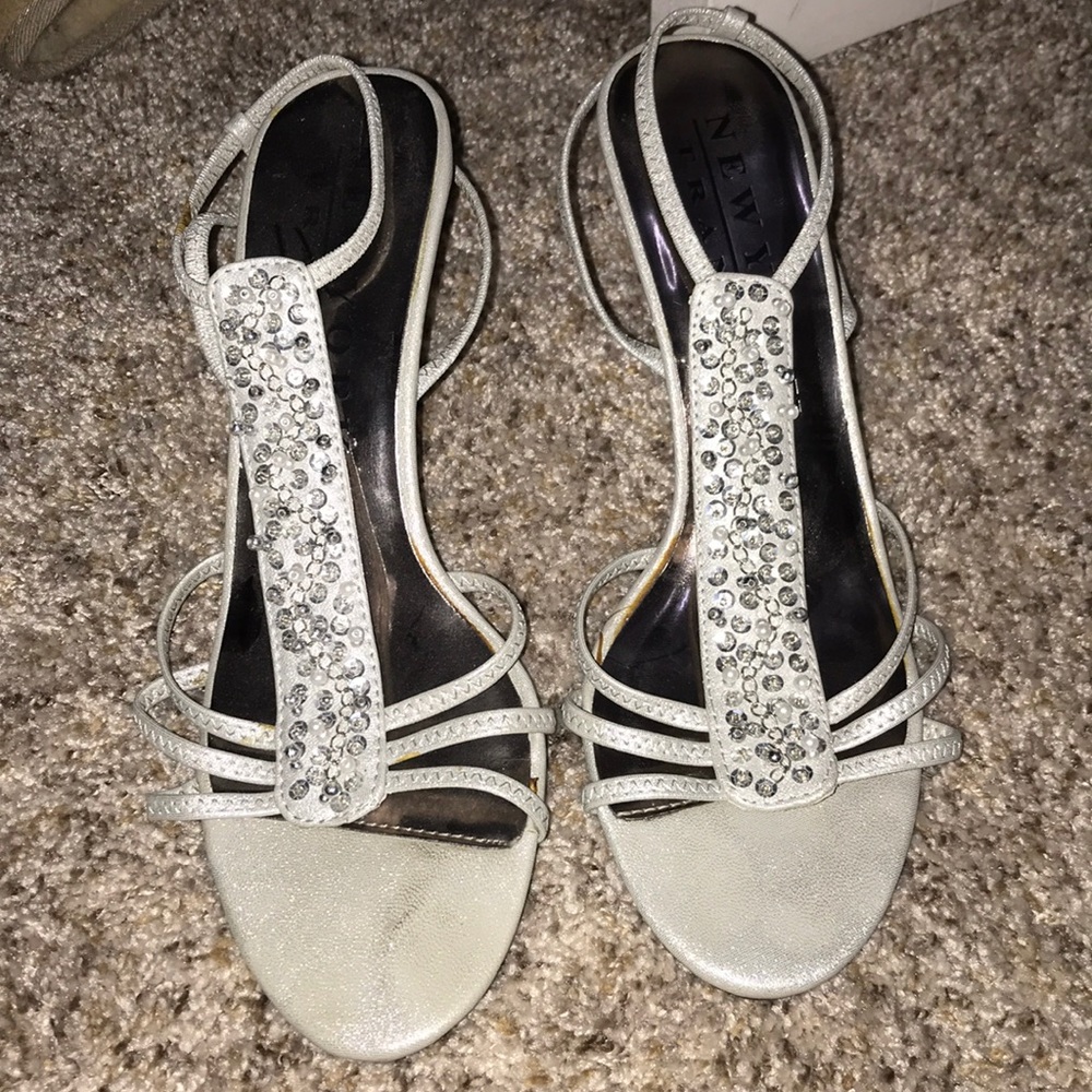 Formal shoes